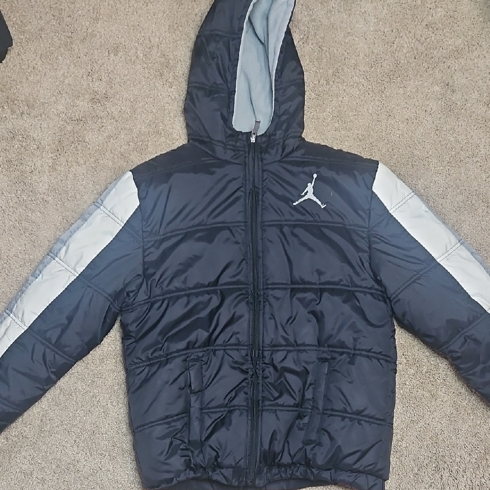 Boys Nike Jordan Black and Gray Puffer Jacket